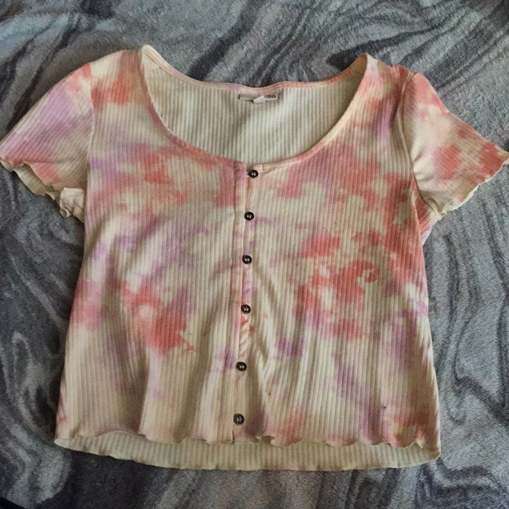 adorable tye dye cropped tight fit t-shirt